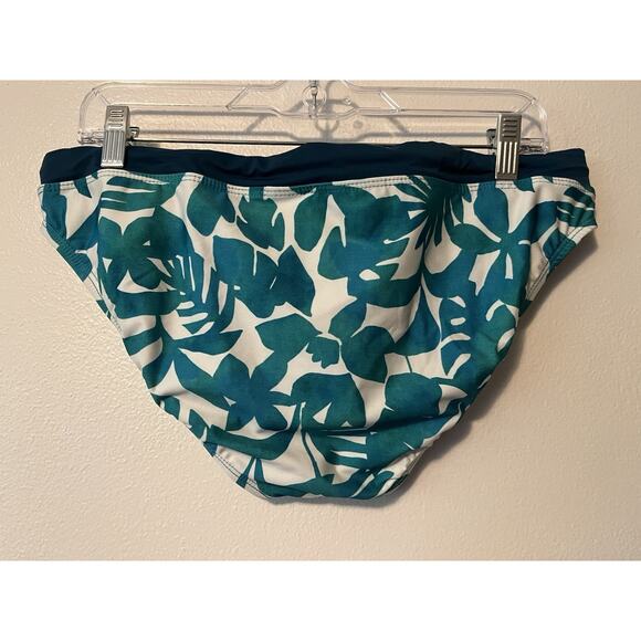 Title Nine Lehua Full Coverage Bikini Bottoms Mid Rise Size Large Swim NWT - Picture 3 of 8